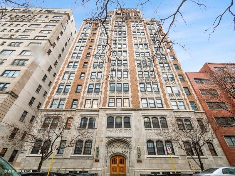 2920 N Commonwealth Ave #3A