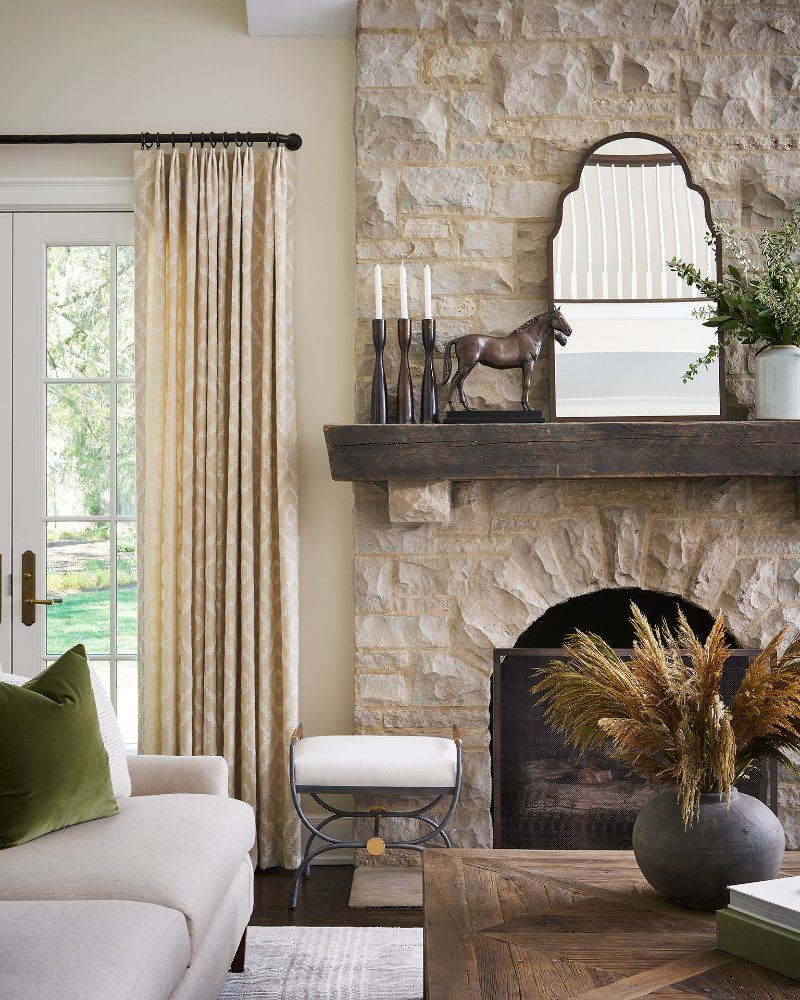 1520 Sheridan Road, Lake Forest Illinois 60045 eBrochure