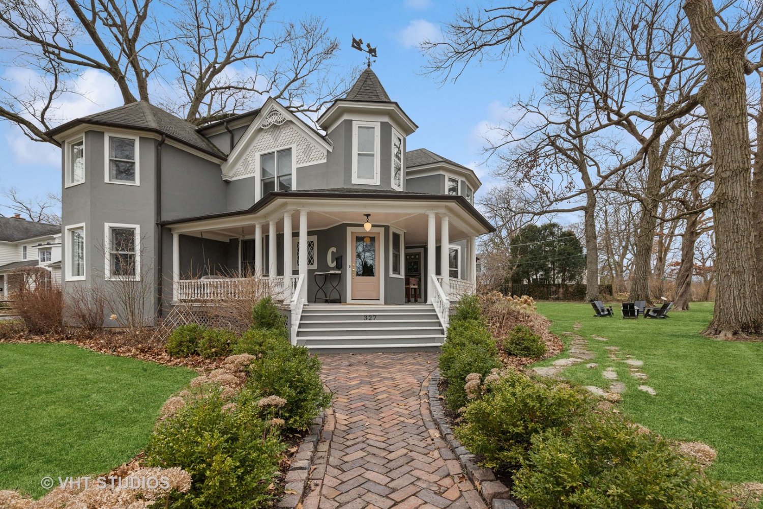 327 Sheridan Place
