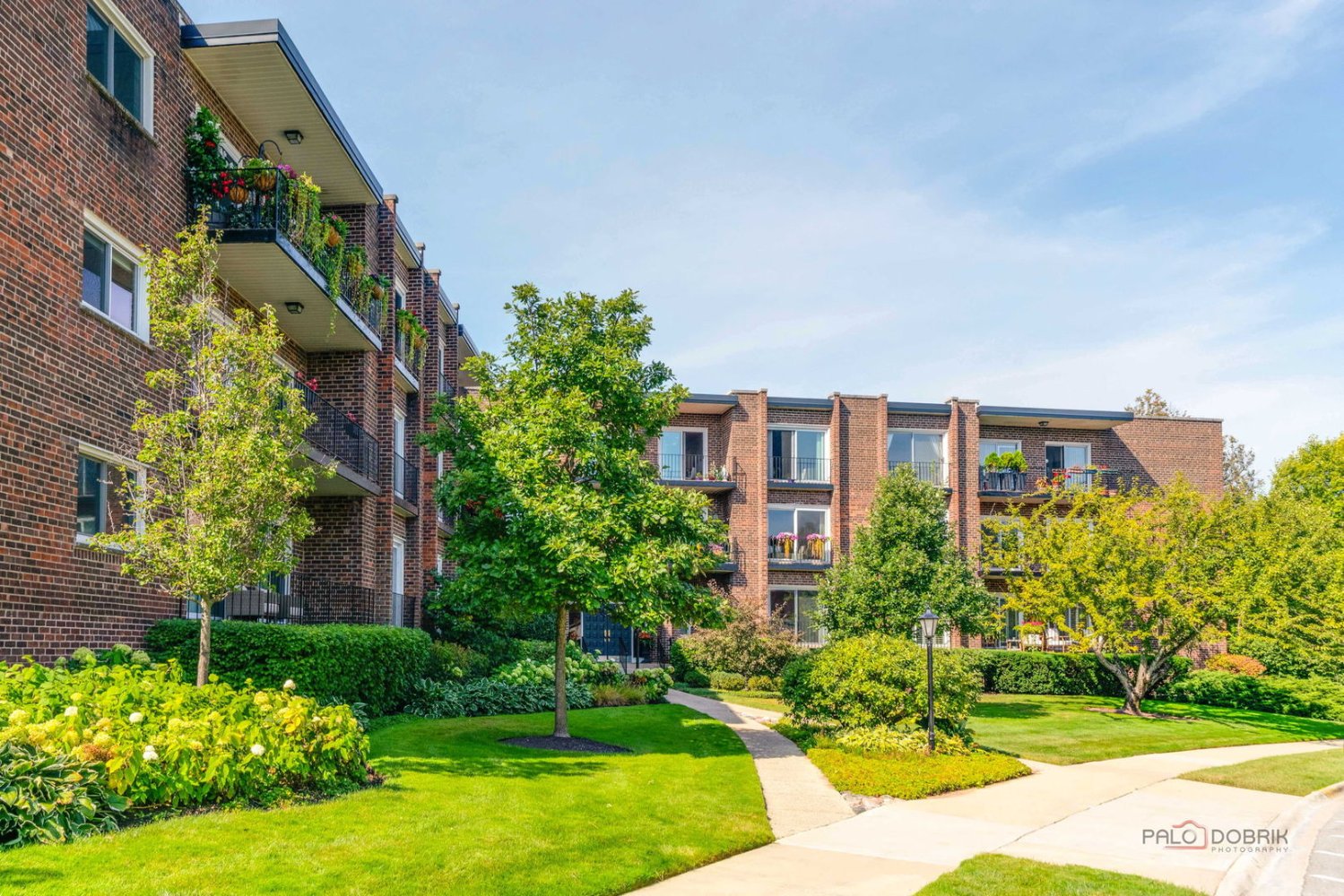 1230 N Western Ave #301