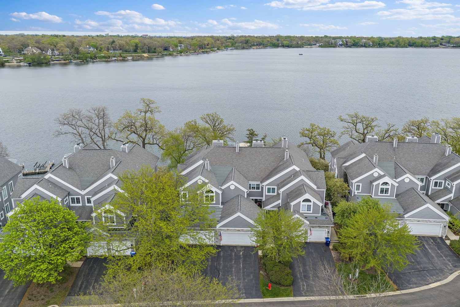 237 Sandy Point Ln